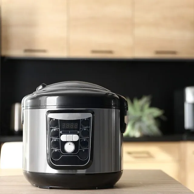 robot de cocina con muebles de fondo